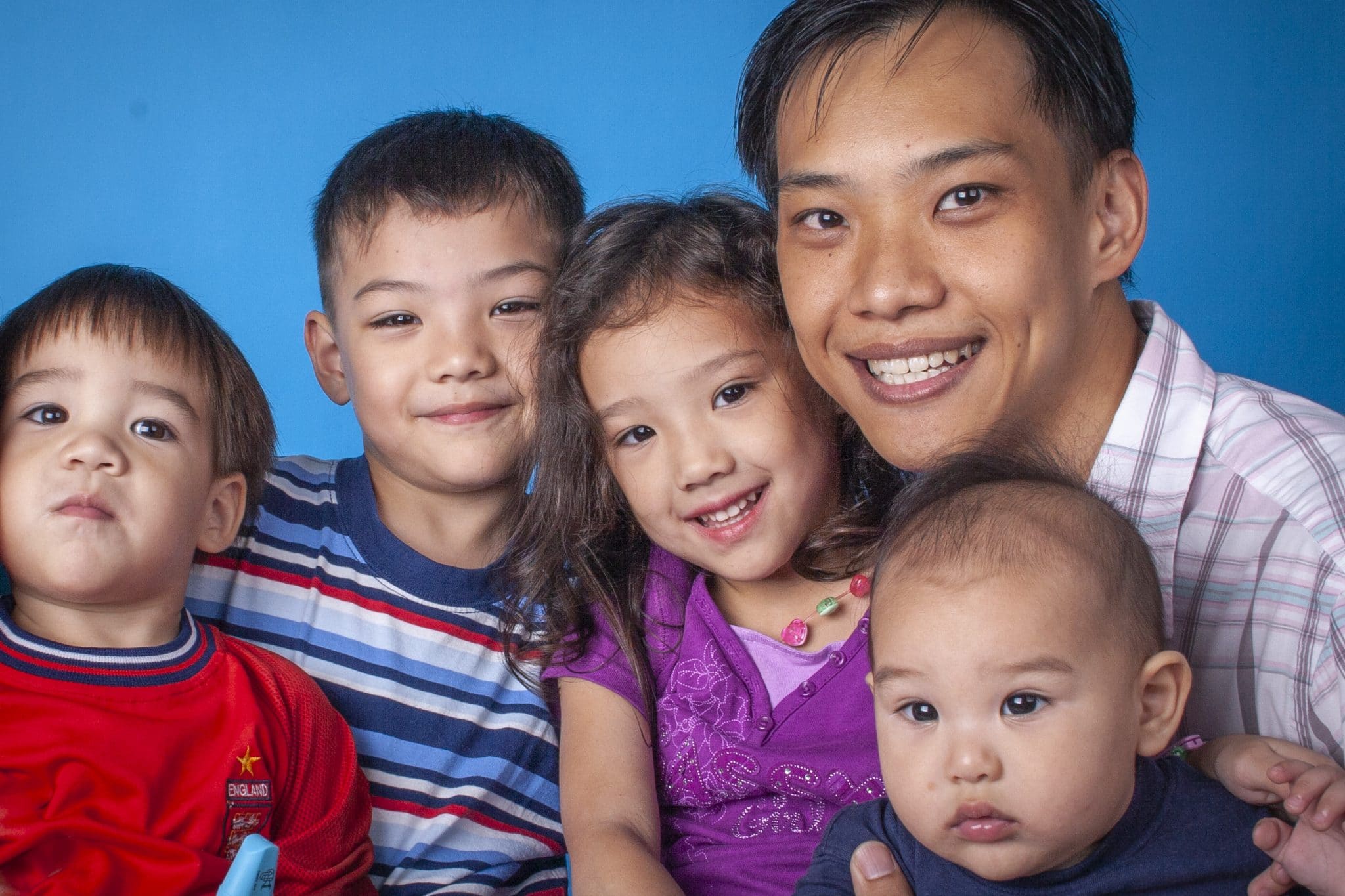 He’s a single dad who raised 4 kids on his own – but almost gave up
