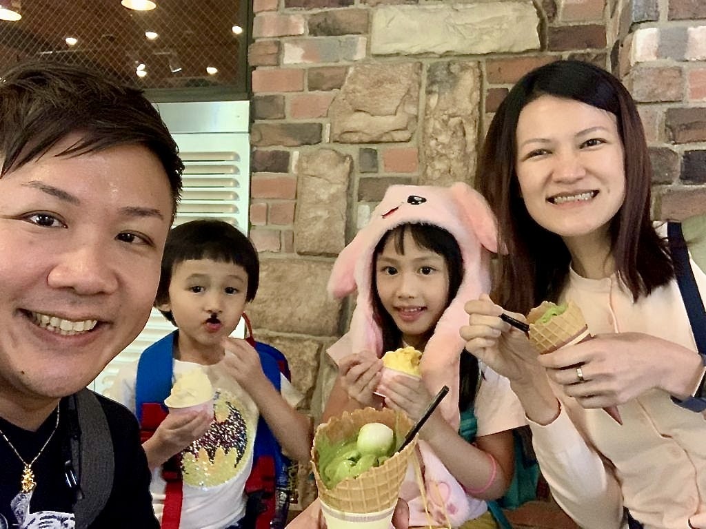 “I witnessed so much goodness and so many miracles when I let God take control of my life,” said Jaime. Her husband, James, 42, works in the financial advisory sector. Their son, Arthur (second from left), is 6 and their daughter, Annabelle, is 8.